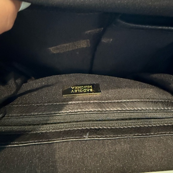 Badgley Mischka Super soft Black Quilted Shoulder Bag - Picture 9 of 13